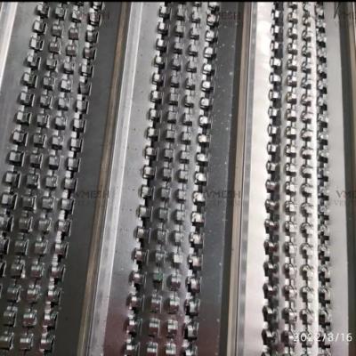 China Galvanized High Rib Lath Formwork for Concrete Decking 0.45m x 2m for sale