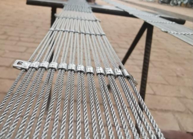 Stainless steel cable mesh used in architectural application