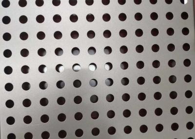 China Hoja de metal perforada decorativa del agujero redondo de aluminio Ss304 4x8 en venta