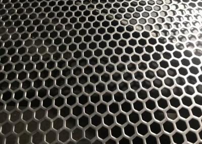 China Furo pequeno decorativo de Mesh Perforated Metal Strip Panel sextavado à venda