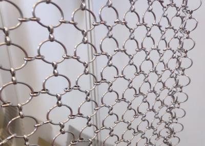 Chine Ouverture ignifuge de Chainmail Ring Mesh Curtain 3.8mm-50mm d'or à vendre