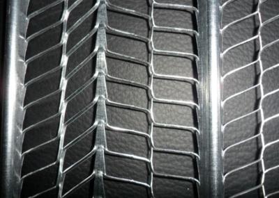 중국 610*2440mm Hy 늑골 욋가지 콘크리트 벽 치장 벽토 철사 욋가지 100m 늑골 거리 판매용