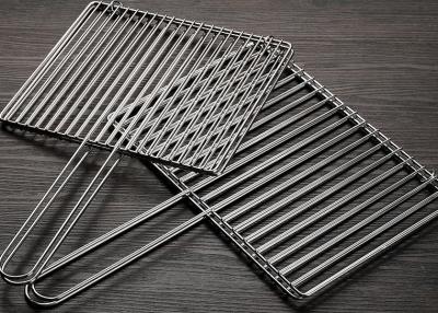 China ISO9002 BBQ Grill Wire Mesh Non Stick Fish Grill Basket Anti Bending for sale
