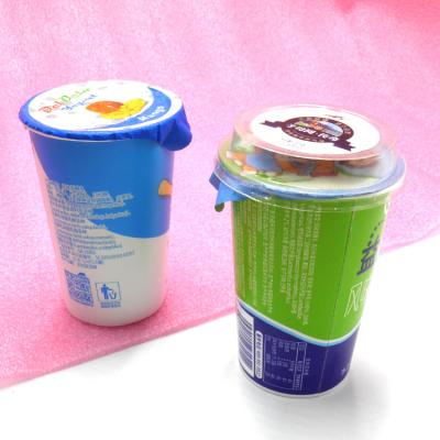 Chine catégorie comestible de revêtement de tasse de yaourt de papier de PE froid des boissons 180ml avec le couvercle d'aluminium à vendre