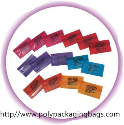 China Customized Printed Shampoo Bags Cooling Gel Foil Packaging Bags for sale