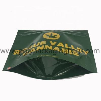 China 20mic Resealable Mylar Stand Up Pouch With Custom Label for sale