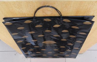 China Black HDPE / LDPE Hard Loop Plastic Handle Bag For Christmas Gift for sale