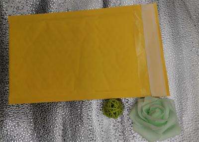 China Yellow Kraft Paper Padded Envelope Bag , Wrap Bubble Mailers Bags for sale