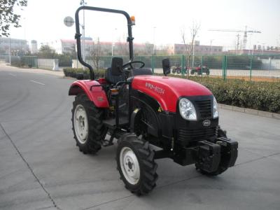 China 4WD 25hp Mini Tractor , 1.532L Displacement Small Farm Tractors for sale