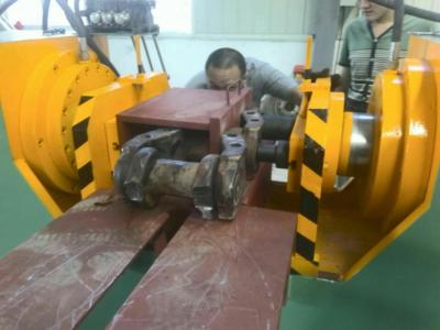 China 40Ml/R 600T Portable Hydraulic Track Pin Press For CAT D12  Dozers for sale
