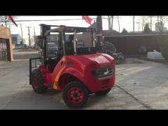 3T Diesel Forklift 4x4WD Rough Terrain Forklift