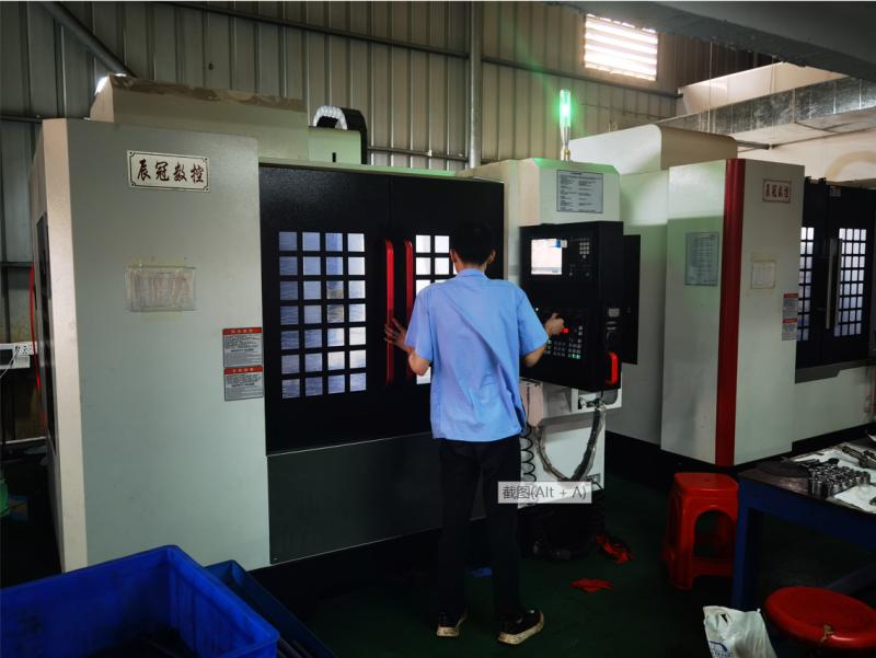 Proveedor verificado de China - Dongguan Datong Mold Fittings Co.