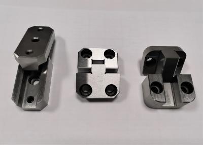 China JIS Positioning Components 55°HRC Straight Hardened Mould Side Lock Te koop