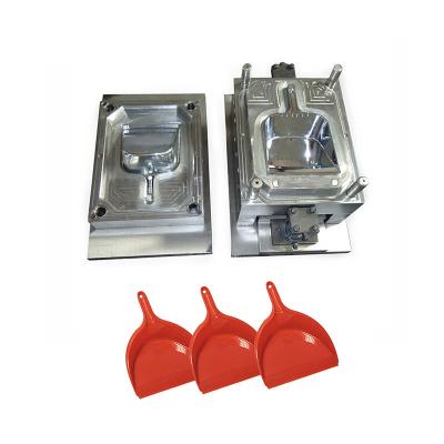 China Dustpan Custom Plastic Injection Mold / Multi Cavity Plastic Mold for sale