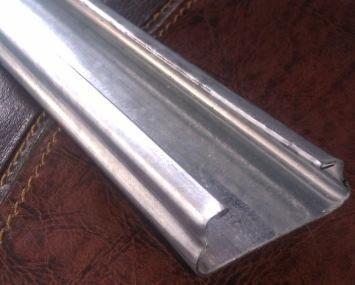 China Dia2.8mm Wiggle Wire And Lock Channel , 0.7mm Galvanized Greenhouse Frame for sale
