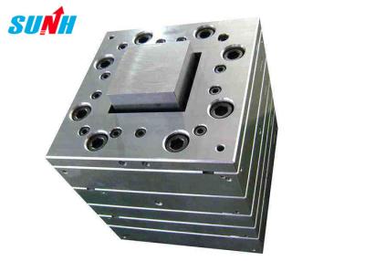 China Single Cavity Extrusion Moulding Customized Chrome Plating / Black Oxidation for sale