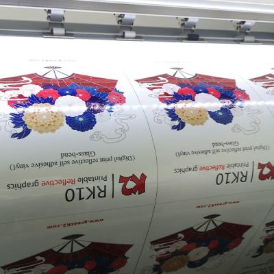 China Rollo adhesivo reflexivo imprimible de las etiquetas engomadas del vinilo de la prenda impermeable en venta