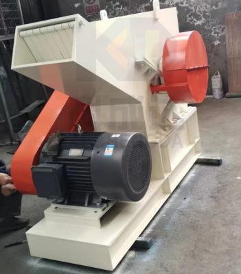 China 5.5kw Mobile Hammer Crusher  Plastic Auxiliary Equipment 1050r/Min for sale