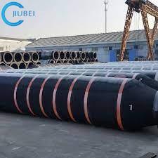 China Línea de manguera flotante de la rastra del uno mismo de la succión infante de marina de dragado de la arena de la mezcla flexible del fango 6 pulgadas 8 pulgadas en venta