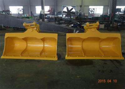 China Cubo inclinable hidráulico de la construcción para el excavador de KOMATSU PC200 en venta