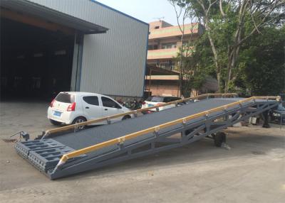 China 2000mm Width Container Mobile Yard Ramp 10 Ton / 15 Ton Light Grey Color for sale