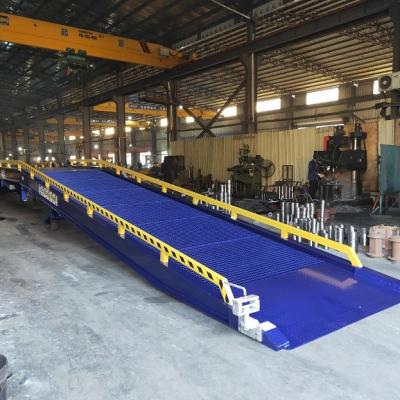 China 2200mm Width Mobile Unloading Loading Yard Ramp With 10 Ton Capacity Q235B for sale