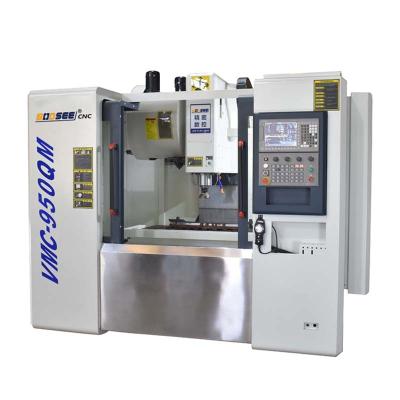 China Vertical BT40 Spindle 3 Axis CNC Milling Machine Full Enclosed Cover for sale