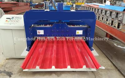 China 0.5-0.8mm Roofing Sheet Roll Forming Machine , Roof Panel Roll Forming Machine Hydraulic Cutting for sale
