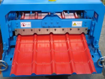 China Electric R Panel Metal Roll Forming Equipment Roll Form Machines For Roof Wall for sale