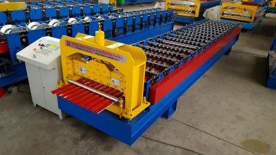 China PPGI / aluminium roller shutter door roll forming machine for construction door feild for sale