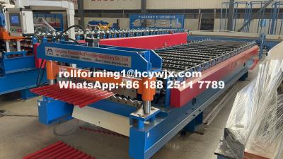 Chine 45# Steel Rollers Corrugated Roll Forming Machine 15-20m/Min Forming Speed à vendre
