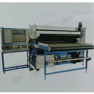 China Espuma semi automática de la fibra de poliéster de la máquina del paquete del rollo del colchón que envuelve la máquina del rollo en venta