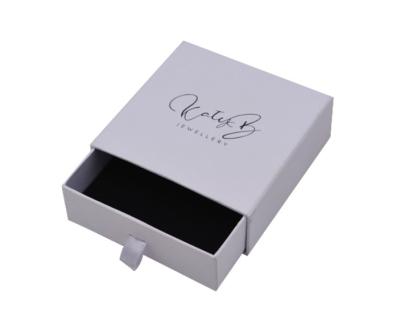 China Jewelries Rigid Cardboard Gift Boxes 280gsm Luxury Cardboard Packaging for sale