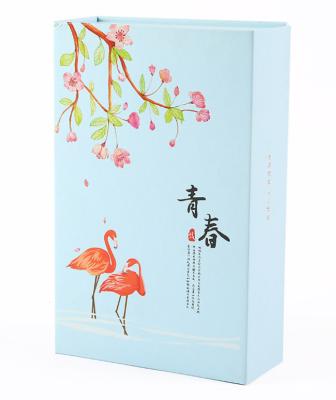 China 110g/M2 Book Shaped Gift Box With Magnetic Closing Lid OEM Printing for sale