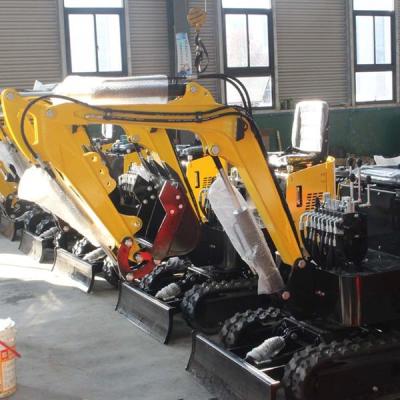 China EPA 0,8 toneladas Pequeña excavadora Kubota Motor Micro Mini Excavadora con martillo hidráulico en venta