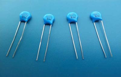 China Blauw 7mm 07D471K-Varistor 300VAC van het Schommelingsontstoringsapparaat voor lijn-Grond Te koop