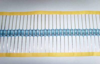 China resistores de filme análogos do resistor de filme do metal do ohm 1% de 3W E96 330K/metal de Vishay à venda