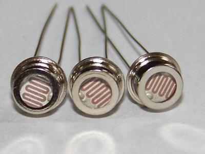 China Metal revestido de la célula fotoconductora de los CD del ohmio 10M de 12m m para el circuito eléctrico en venta