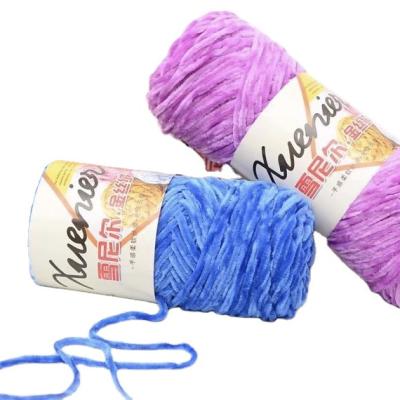 China Knitting Patterns and Crochet Chenille 100% Polyester crochet velvet yarn for  crocheting for sale