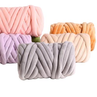 China Hand Knitting Velvet Arm Knit Jumbo Cotton Tube Velvet Yarn Super Soft Washable Bulky Giant Yarn for Pet House Blanket for sale