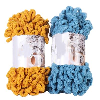 China Factory Direct Sale 50g/roll 4M Puffy 100% Polyester Finger Loop Yarn Chunky Chenille Yarn Blanket for sale