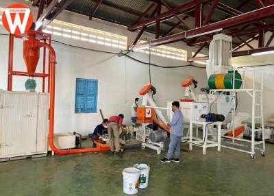China Dry Type 300KG/H Fish Feed Production Line 90KW For Aqua Animals for sale