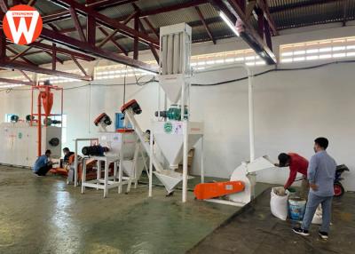 China Aqua Floating Fish Feed Pellet Machine Fish Food Processing Equipment 200kg/H for sale