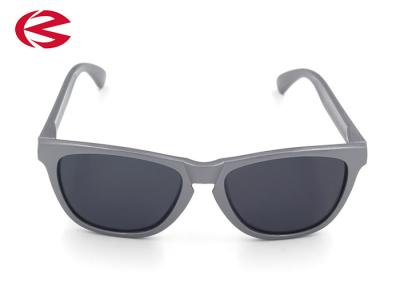 China Outdoor Casual Lifestyle Sunglasses , UV Protection Polarized Clip On Sunglasses for sale