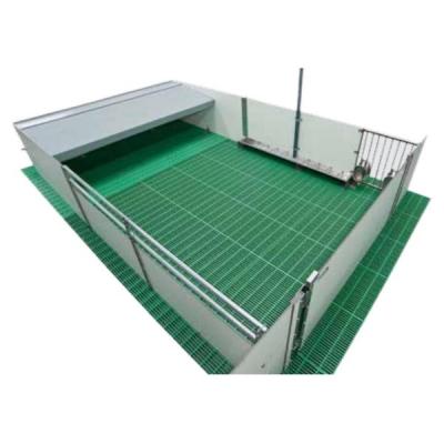 China PVC Panel Pigs Nursery Crate Weaning Pens With Plastic Slatted Floor for sale
