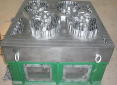 Chine Professionnel l'efficacité élevée de production de résistance à la corrosion de lingotière de moulage mécanique sous pression à vendre