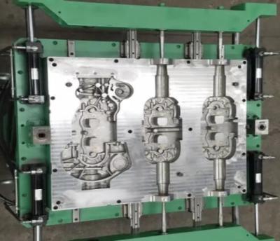 China Automatic Molding Line Cylinder Head Mold 50000-100000 Shots Mould Life for sale
