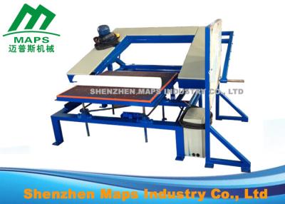 China Máquina de costura linear de máquina/colchão de corte da espuma da forma de grande resistência à venda