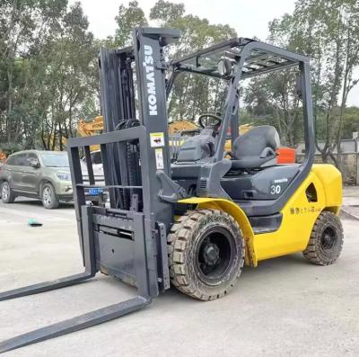 China 3ton Used Komatsu Forklift 4.5 Meters Height Used Small Forklift With Japanese Engine for sale