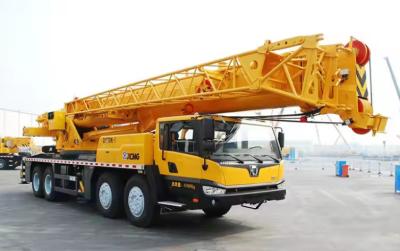 Chine Cranes hydrauliques en bon état utilisées pour tous les terrains XCMG QY70K-I 70 tonnes à vendre